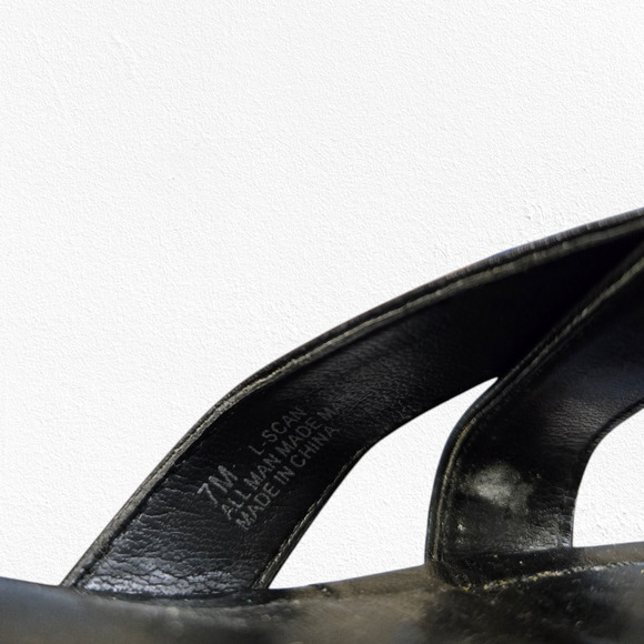 Franco Sarto Black Vegan Leather Strappy Open Toe Wedge Heel Sandals Size 7 - Picture 8 of 15